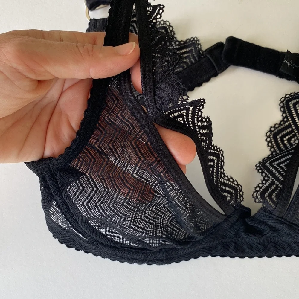 Lonely Lingerie Misha Underwire Lace Bra size 32A - Picture 2 of 11
